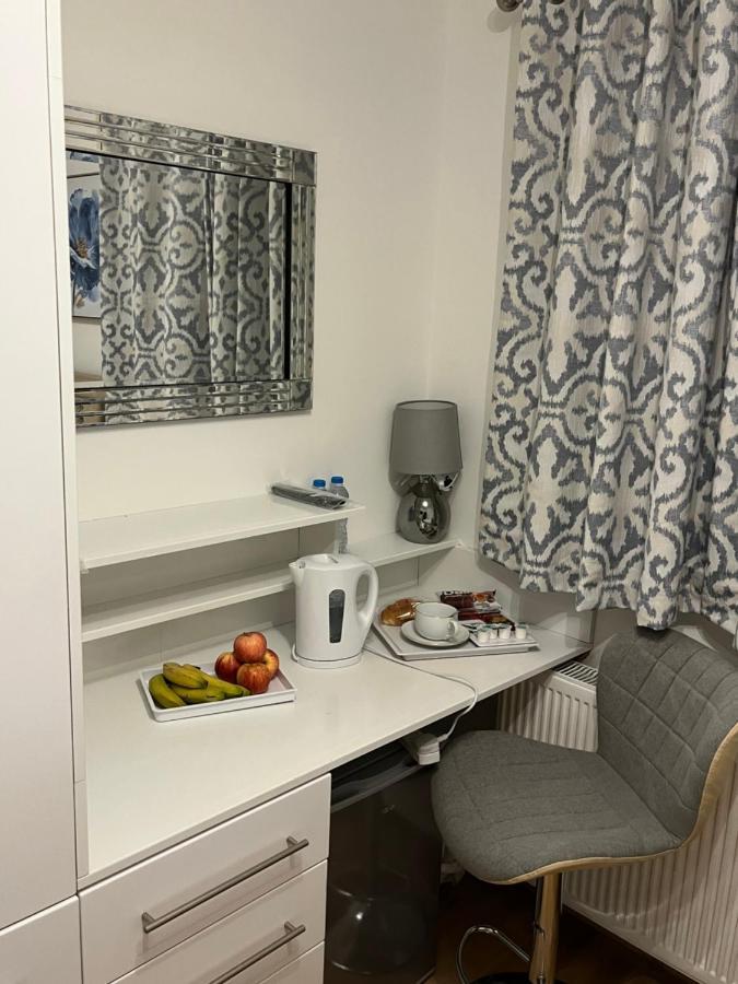 Tj Homes - Double Room With Single Bed - 3 Min To Tube Station - London Ruislip Extérieur photo